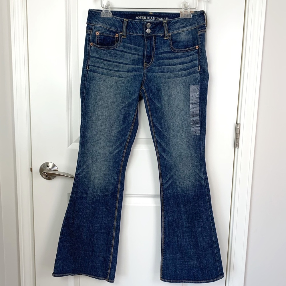NWT American Eagle Artist Flare Jeans 10P